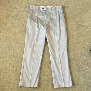 Roundtree & Yorke Classic Fit Pants